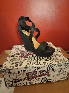C&M Black Crisscross Platform Wedge Sandals